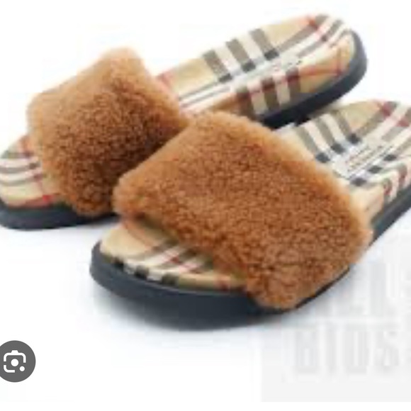 Burberry brown shearling fur flats - Picture 1 of 6